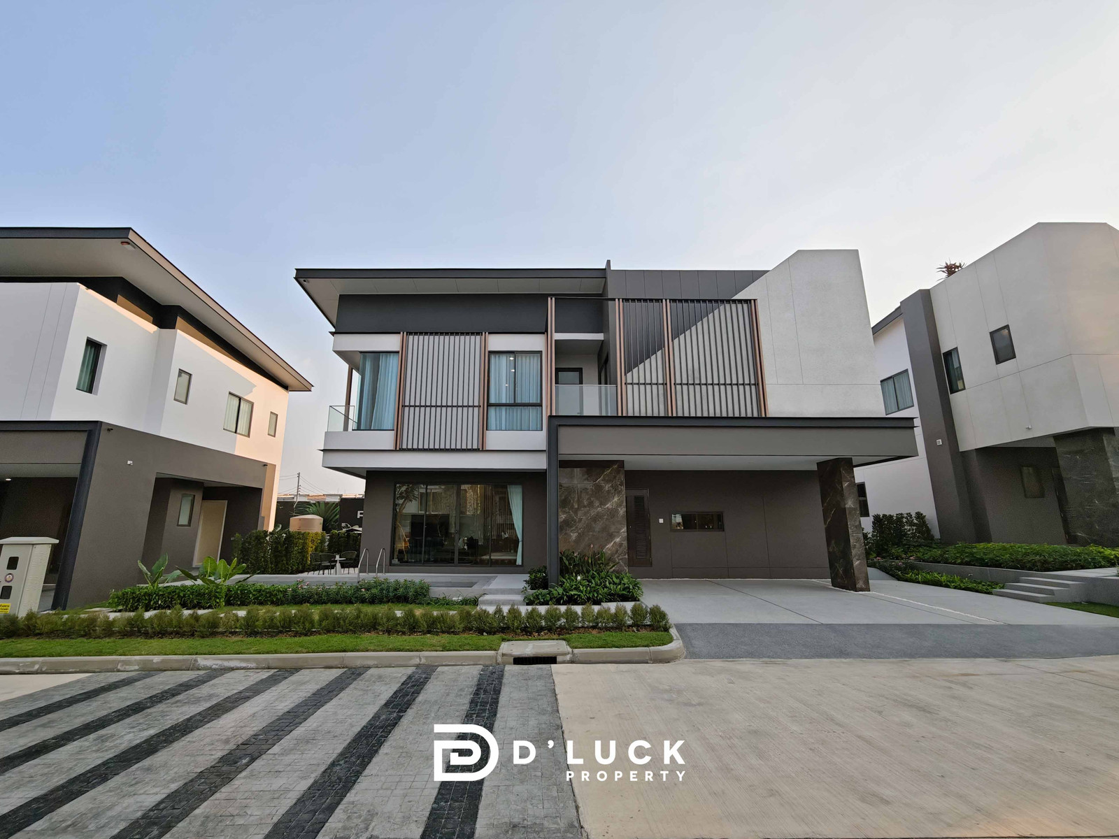 ขายบ้านเดี่ยว พัทยา 4 ห้องนอน ใกล้โรงเรียนนานาชาติ ขายบ้านเดี่ยว พัทยา 4 ห้องนอน ใกล้โรงเรียนนานาชาติ
