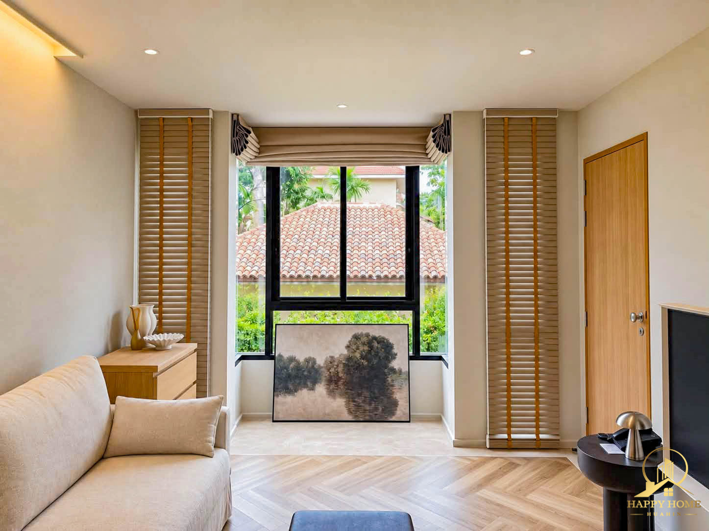 Beachfront condo for sale in Sasara Huahin Beachfront condo for sale in Sasara Huahin