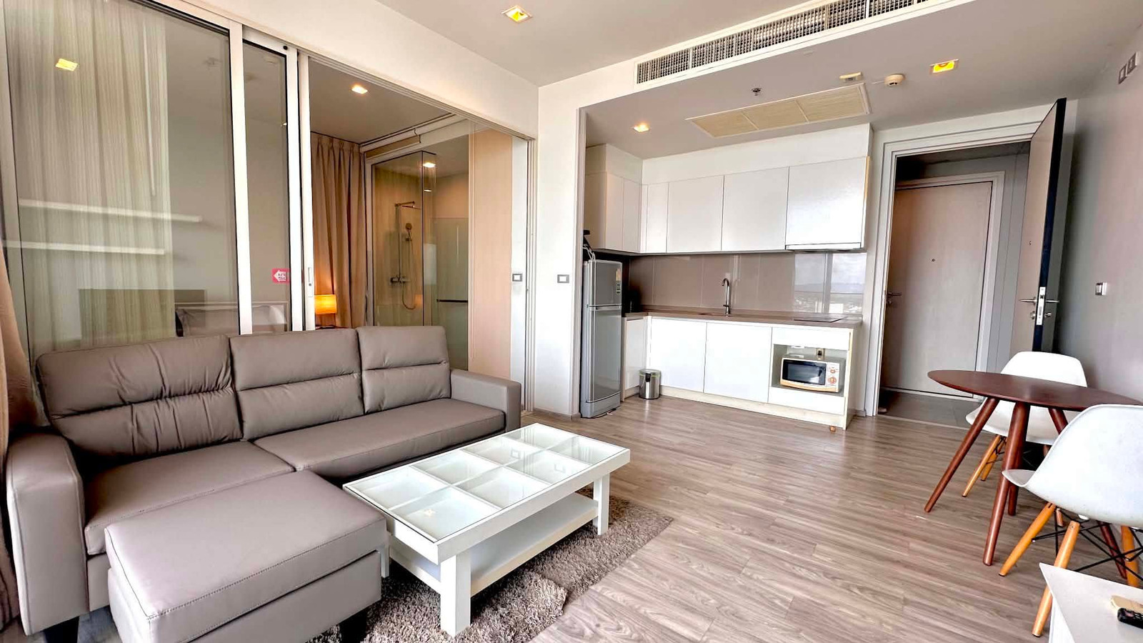 Baan plai haad Condo (For Rent 20,000/month)