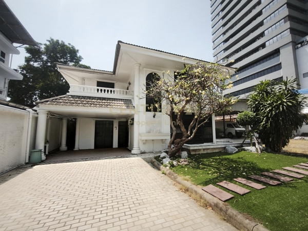 ให้เช่าบ้านเดี่ยว New CBD พระราม 9 ซอยทวีมิตร 100 ตร.ว. จดบริษัทได้ No.50-HH-69035 