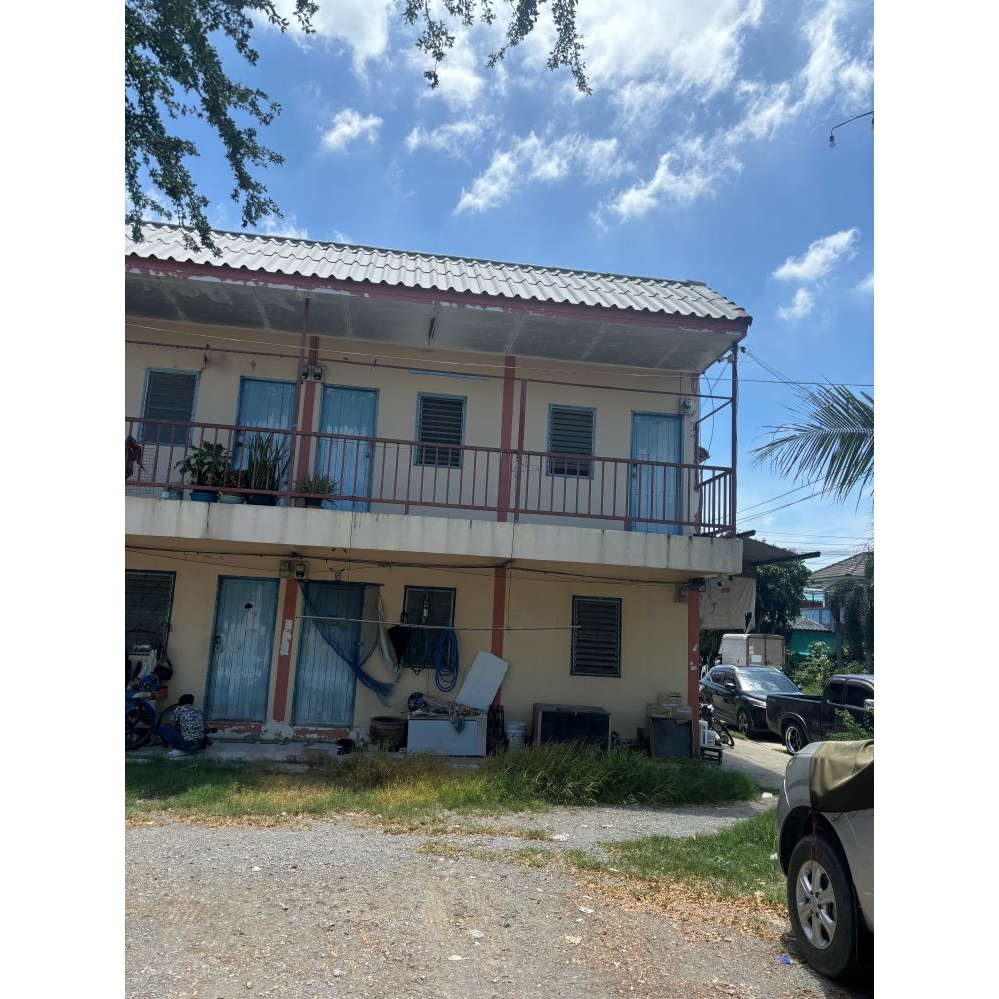 Thongpailin Dormitory for sale, 2 floors, 56 rooms, good location in front of Sai Noi Temple, Nonthaburi Province, suitable for investment. Thongpailin Dormitory for sale, 2 floors, 56 rooms, good location in front of Sai Noi Temple, Nonthaburi Province, suitable for investment.