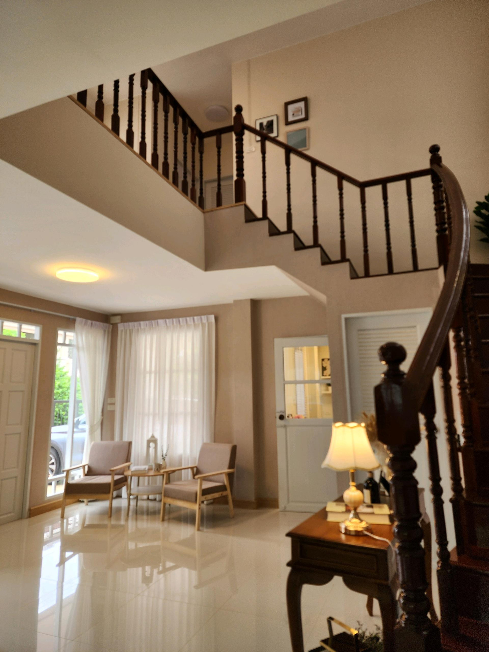 บ้านเดี่ยว 2 ชั้น รีโนเวททั้งหลัง สภาพนางฟ้า รามอินทรา เลียบคลองสอง 