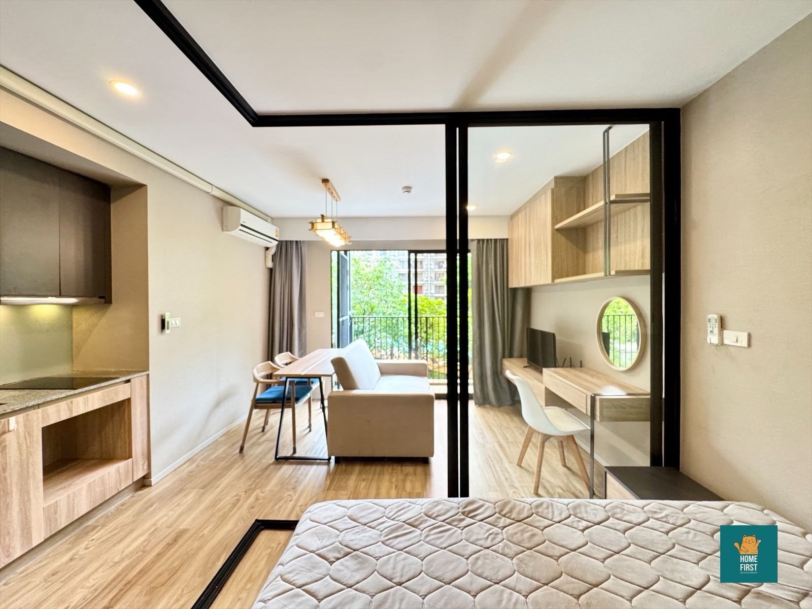 Blossom Condo Sathorn - Charoenrat 30 sq m., fully furnished, 12,000 baht. Blossom Condo Sathorn - Charoenrat 30 sq m., fully furnished, 12,000 baht.