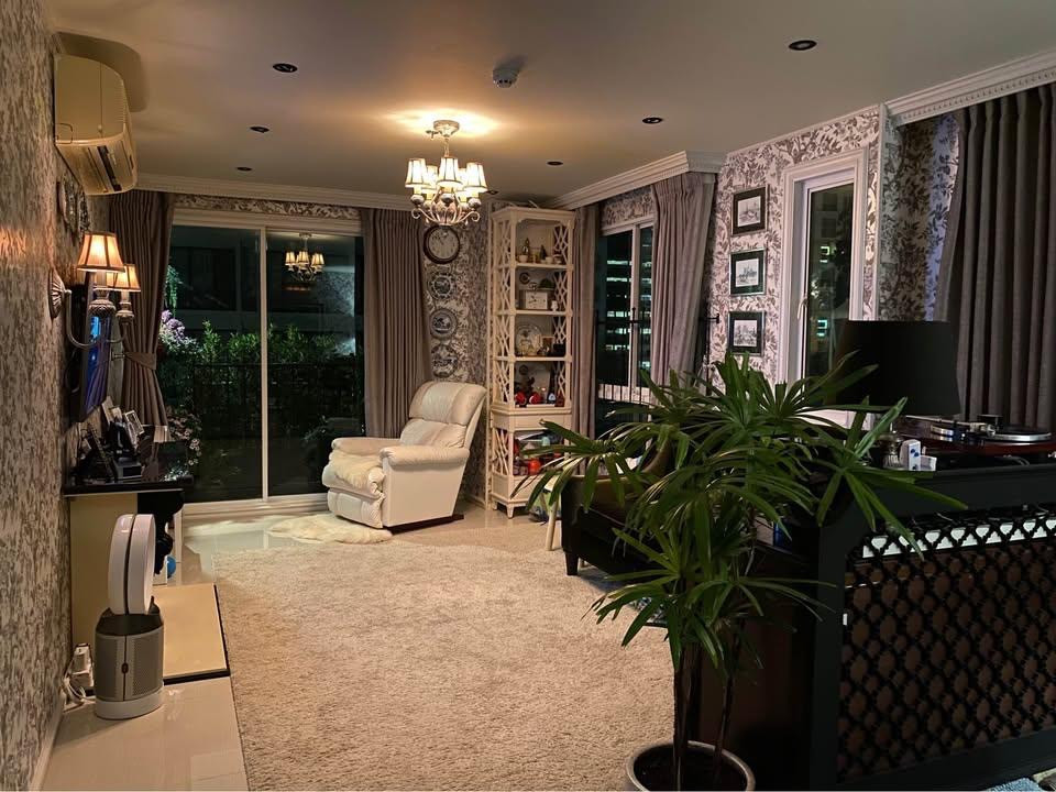Serene Place Sukhumvit24 Serene Place Sukhumvit24