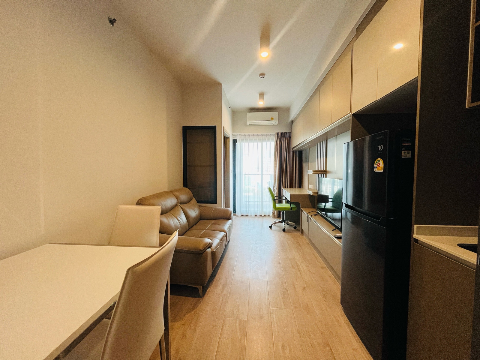 Ideo Rama9-Asoke | ชั้น 11 | 1 ห้องนอน 32 ตร.ม. | ค่าเช่า 22,000 บาท/เดือน Ideo Rama9-Asoke | ชั้น 11 | 1 ห้องนอน 32 ตร.ม. | ค่าเช่า 22,000 บาท/เดือน