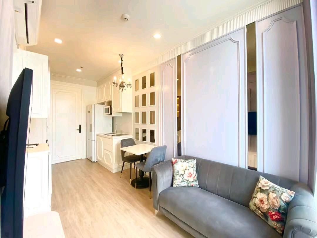 🚆 Next to BTS Phaya Thai + Airport Rail Link | Open city view, not blocked by buildings | Large room 45 sq m., ready to move in. 🚆 Next to BTS Phaya Thai + Airport Rail Link | Open city view, not blocked by buildings | Large room 45 sq m., ready to move in.