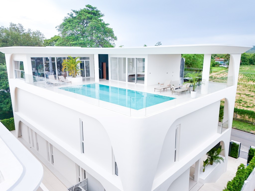 ขาย Modern Luxury Pool Villa พัทยา 6 ห้องนอน มีลิฟต์ส่วนตัว ขาย Modern Luxury Pool Villa พัทยา 6 ห้องนอน มีลิฟต์ส่วนตัว