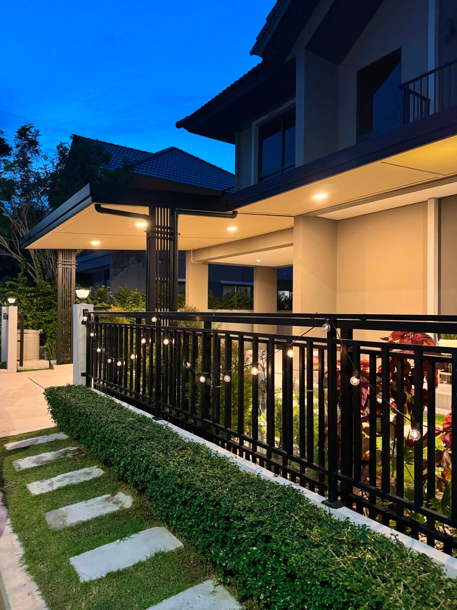 ปล่อยเช่าบ้านเดี่ยวสวยย่านบางนา! Pave Bangna 3 นอน 3 น้ำ สเปซกว้าง 171 ตร.ม. เพียง 45K/เดือน 🏡✨