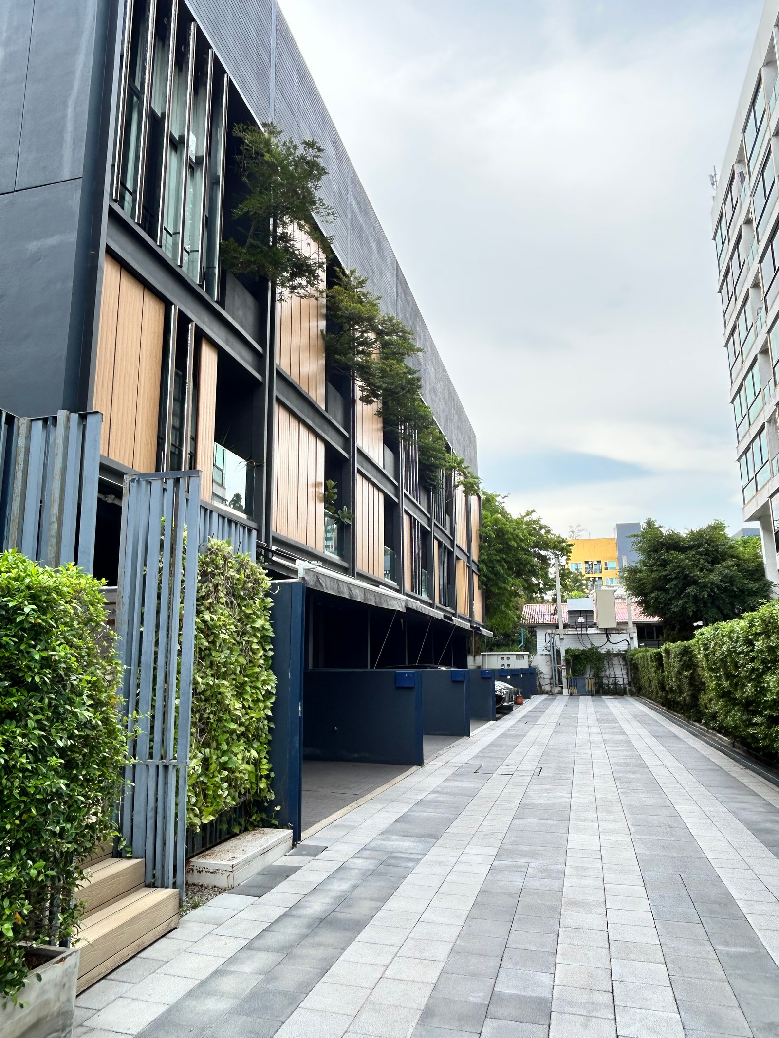 CHEWA HEART SUKHUMVIT 62/1 Townhome, 3-4 floors, Sukhumvit Road, near BTS Bang Chak. – รูปที่ 2