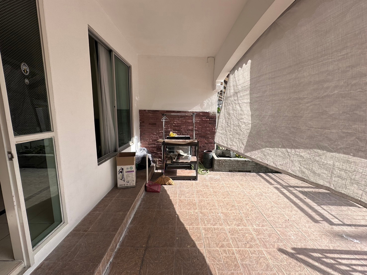 Townhouse บ้านกลางเมือง SWISS TOWN, เกษตรนวมินทร์, 200ตรม. , 3ห้องนอน 4 ห้องน้ำ, 3ชั้น, 2ที่จอดรถ, 1นาที ถึง ถนนใหญ่ เกษตรนวมินทร์ พร้อมเข้าชม Townhouse บ้านกลางเมือง SWISS TOWN, เกษตรนวมินทร์, 200ตรม. , 3ห้องนอน 4 ห้องน้ำ, 3ชั้น, 2ที่จอดรถ, 1นาที ถึง ถนนใหญ่ เกษตรนวมินทร์ พร้อมเข้าชม