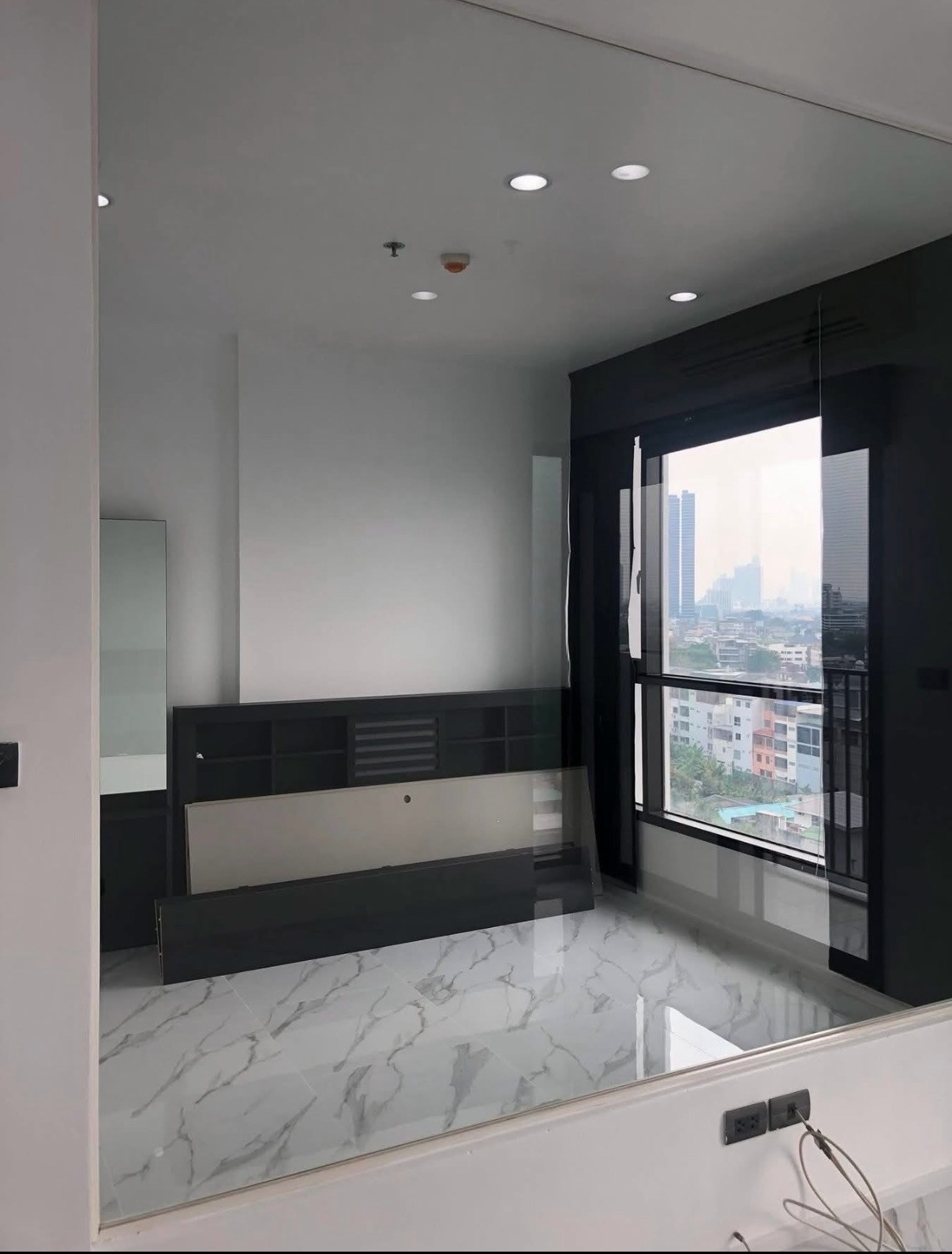 For Sale : Fuse (สาทร-ตากสิน) Bts วงเวียญใหญ่ For Sale : Fuse (สาทร-ตากสิน) Bts วงเวียญใหญ่