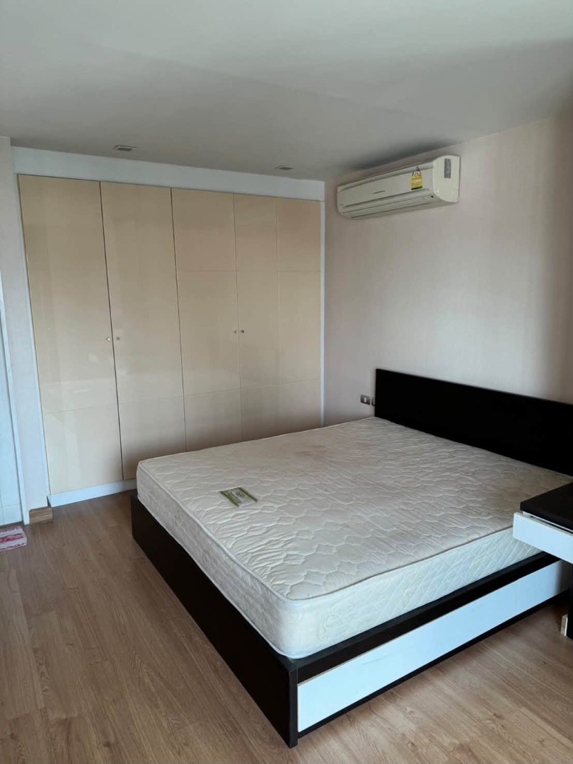 🔥Rent Now🔥 Tree Condo Ekkamai, near BTS Ekkamai Station, Fully Furnished, Ready to Move In.