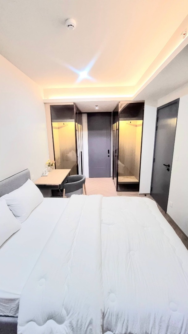 🔥Rent Now🔥 Chapter Chula-Samyan, near MRT Samyan Station. Fully furnished and ready to move in.