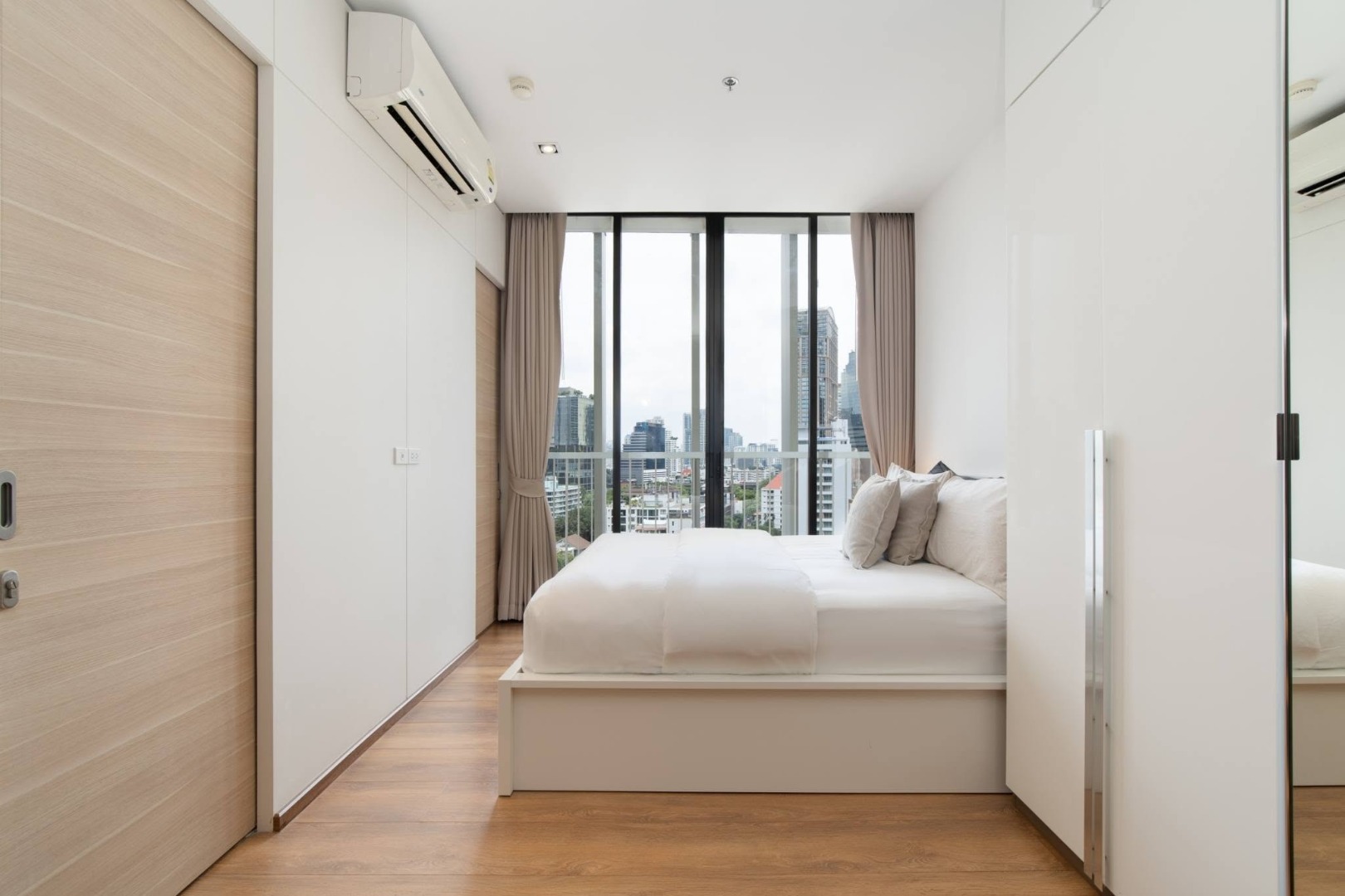✨ [Agent Post] For Rent: Park Origin Phrom Phong Sukhumvit 24 | Studio 30 sq.m. | 11th Floor | 20,500 THB/month