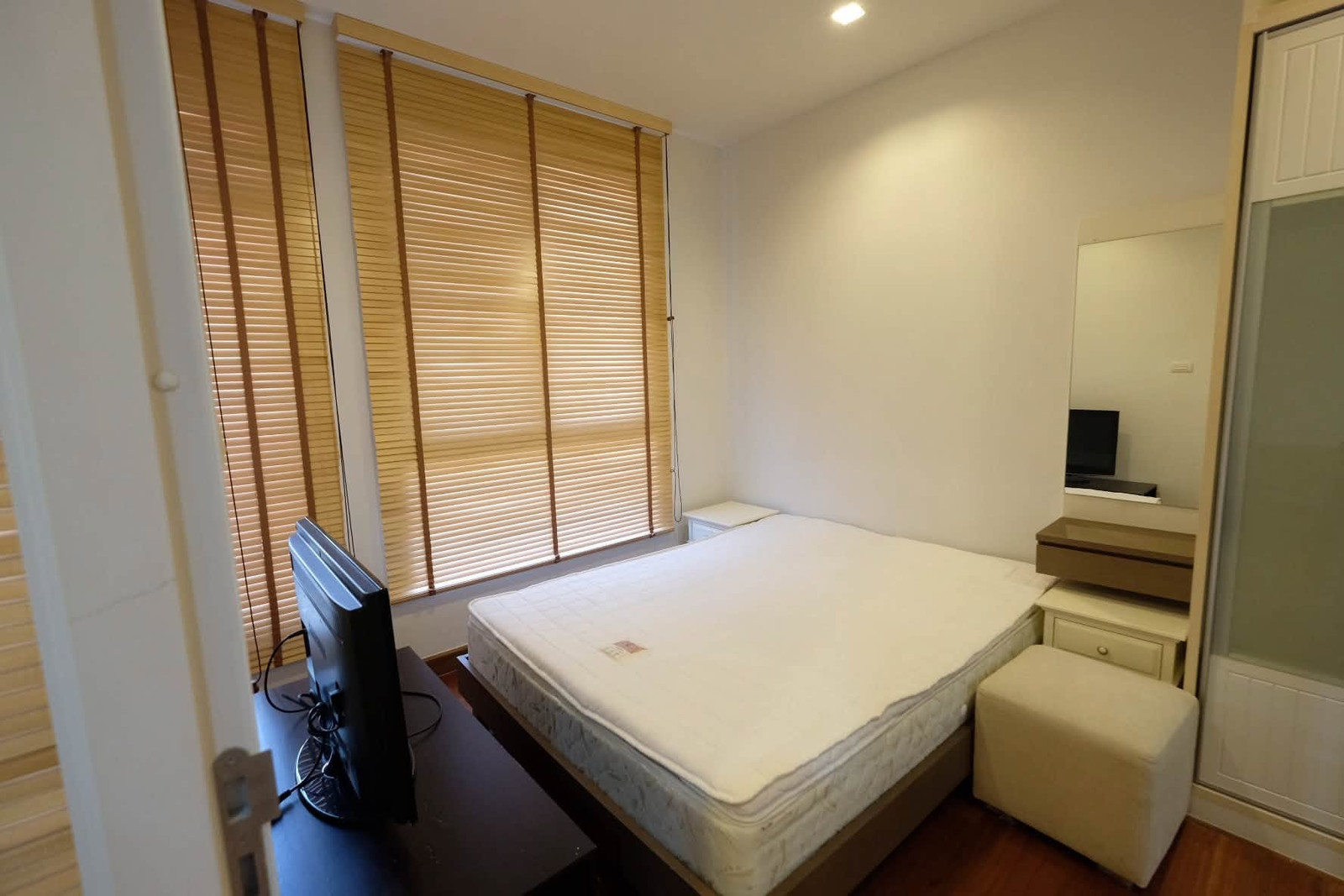 Condo for rent: Ivy Sathorn 10 Ivy Sathorn 10 (Chong Nonsi Chong Nonsi) MK-02 line @livingbkk
