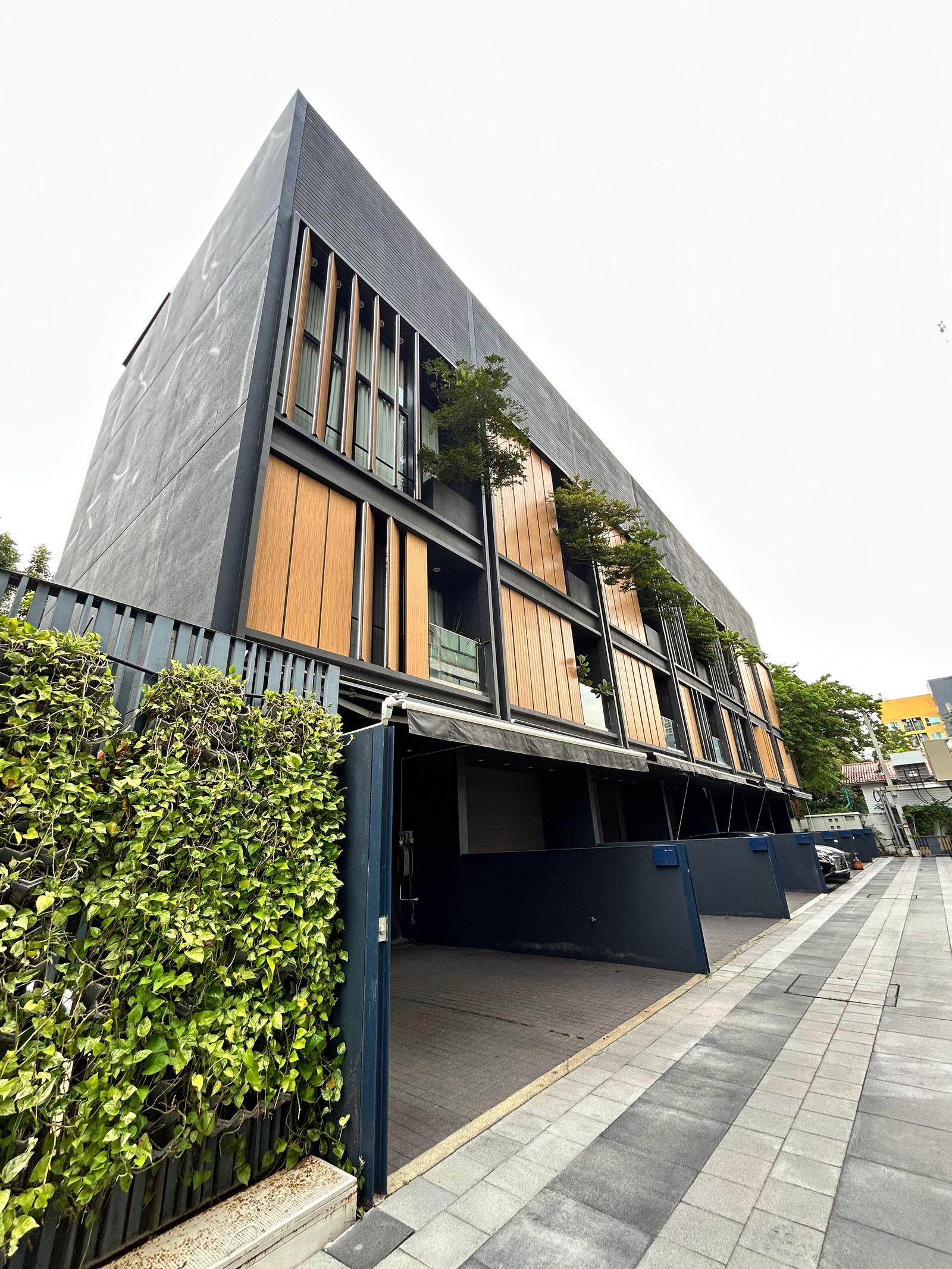 CHEWA HEART SUKHUMVIT 62/1 Townhome, 3-4 floors, Sukhumvit Road, near BTS Bang Chak. – รูปที่ 3