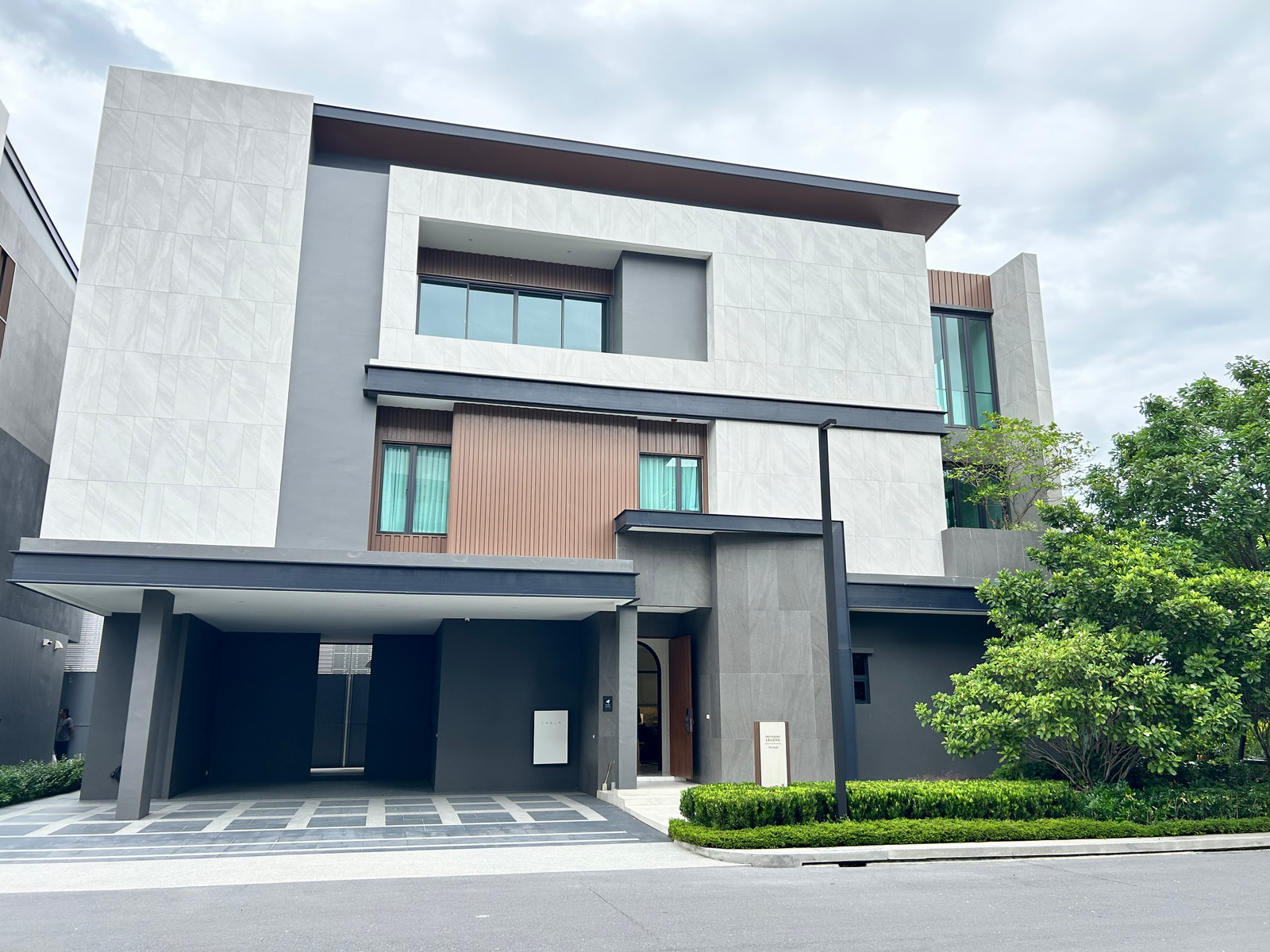 THE HONOR YOTHINPATTANA Luxury Private Residence บ้านเดี่ยวหรู THE HONOR YOTHINPATTANA Luxury Private Residence บ้านเดี่ยวหรู