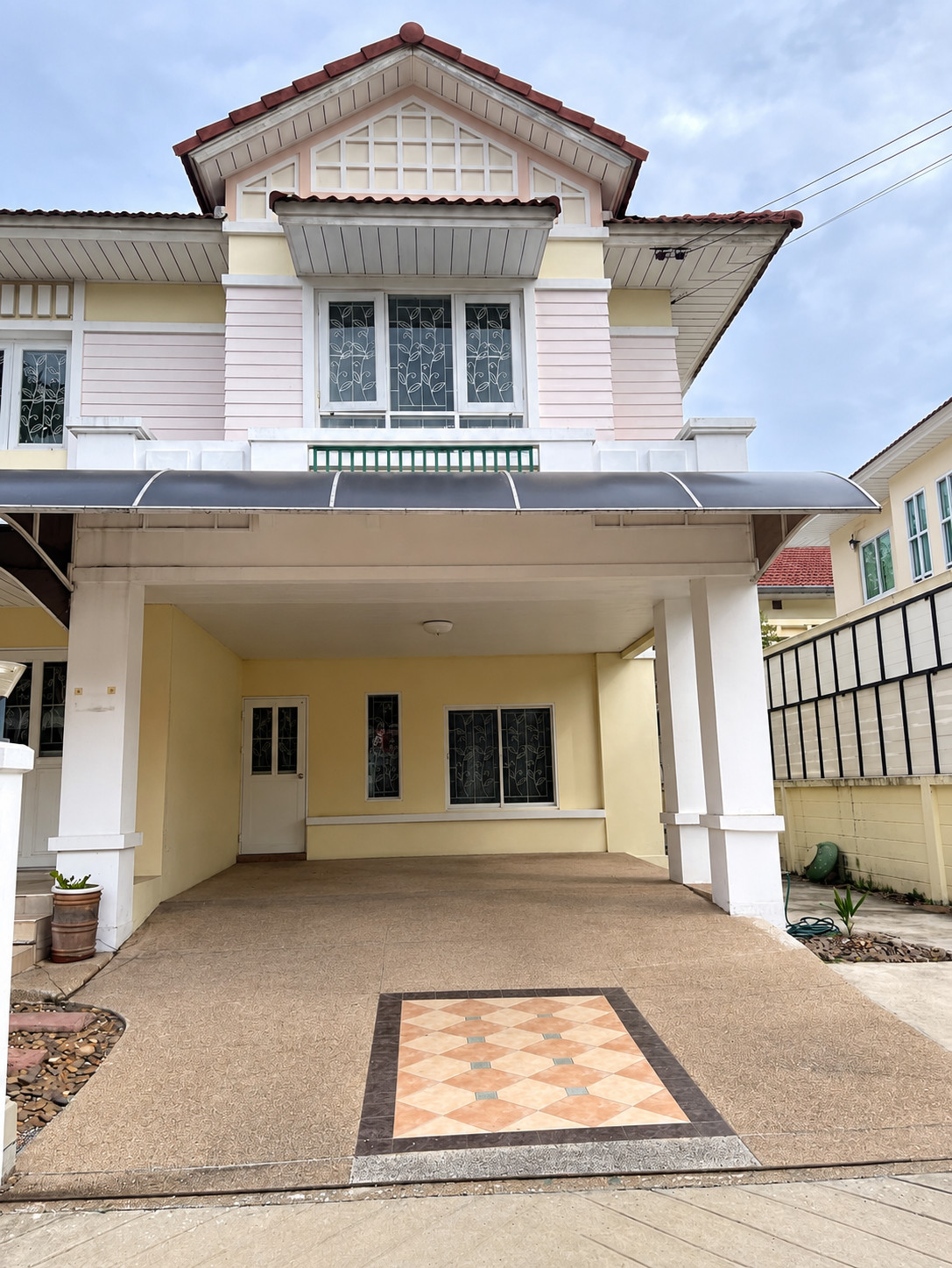 ให้เช่า บ้าน 2 ชั้น บ้านเพอร์เฟคเพลส ซอย 31 ถนนรามคำแหง 164  Perfect Place 
