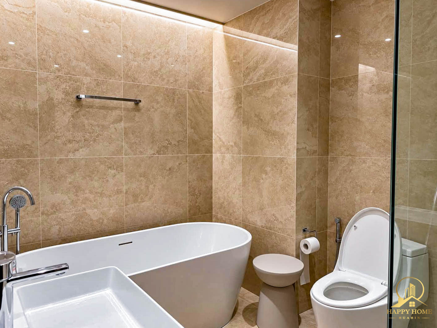 Beachfront condo for sale in Sasara Huahin  – รูปที่ 3