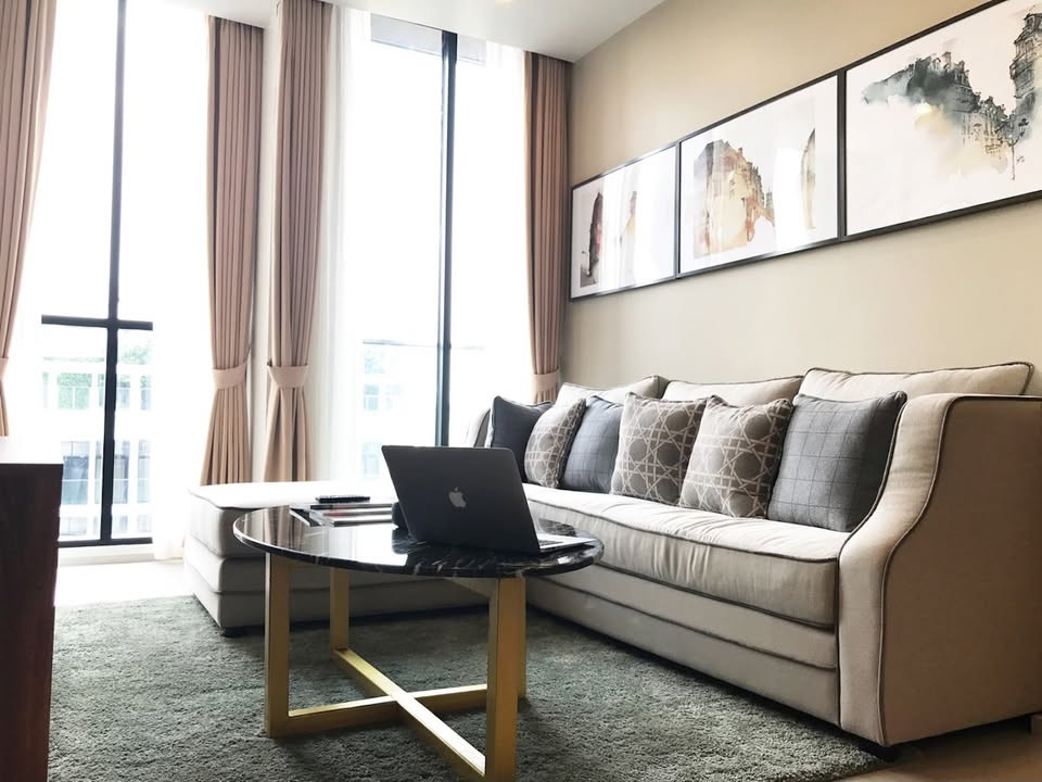 Luxurious condo next to BTS at Noble Ploenchit, convenient travel, beautifully decorated room, fully furnished. Ready to move in immediately There are many rooms to choose from!! Luxurious condo next to BTS at Noble Ploenchit, convenient travel, beautifully decorated room, fully furnished. Ready to move in immediately There are many rooms to choose from!!