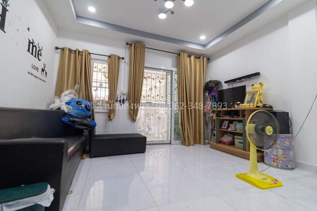 Townhouse for sale Kritsana Village 2, minimalist style, ready to move in, Sam Khok-Pathum Thani. (No need to pay common fees for life!) – รูปที่ 2