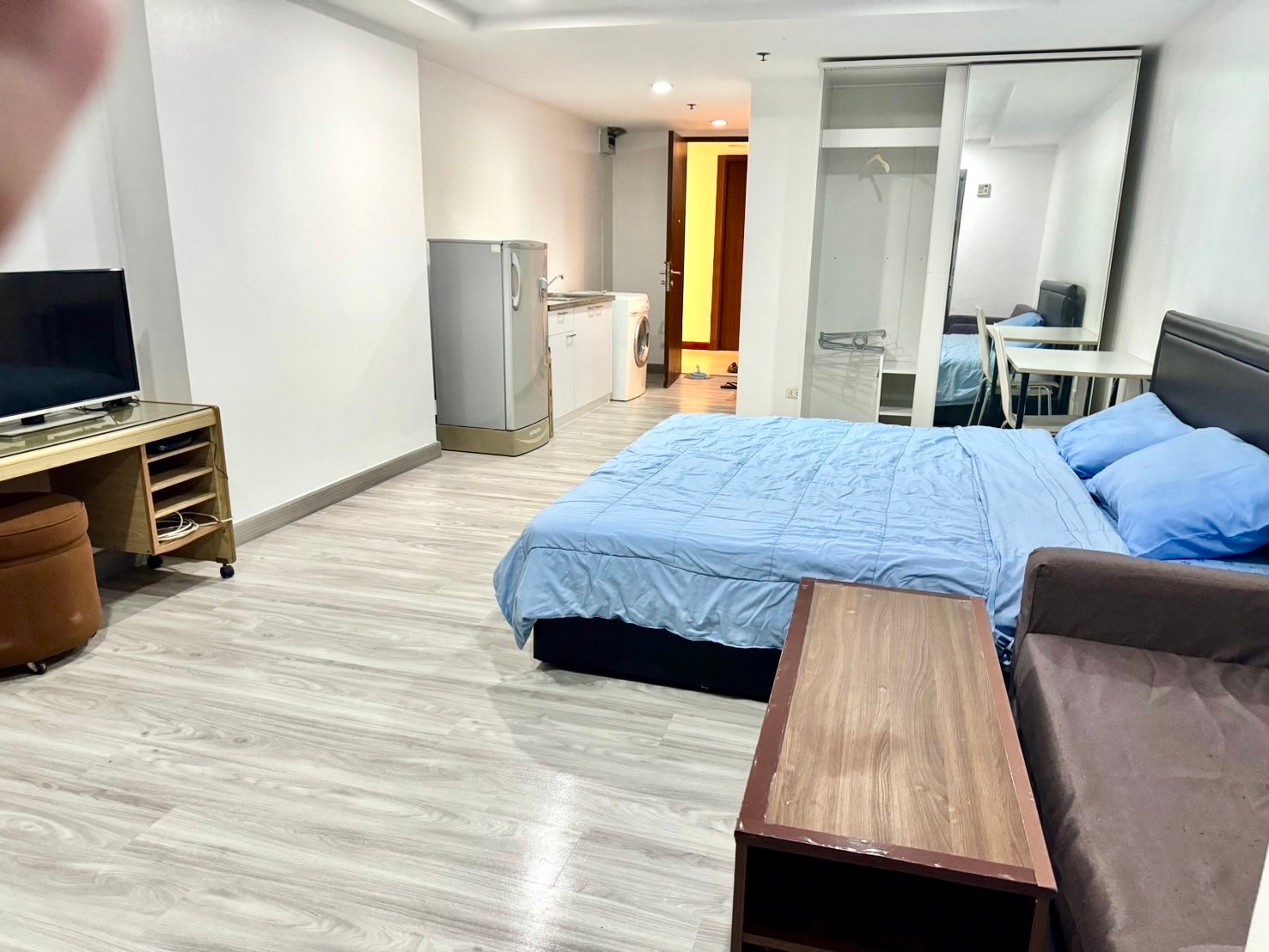 ให้เช่าคอนโด The Trendy Sukhumvit 13 (ตกแต่งครบพร้อมอยู่) (S03-2773) ให้เช่าคอนโด The Trendy Sukhumvit 13 (ตกแต่งครบพร้อมอยู่) (S03-2773)