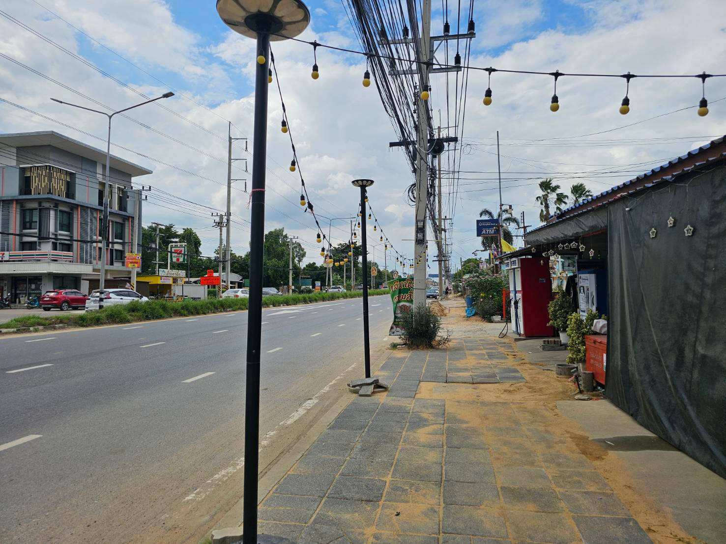 4-story commercial building for sale, next to the main road 3111 (Pathum Thani – Sam Khok – Sena), Sam Khok, Pathum Thani. – รูปที่ 3