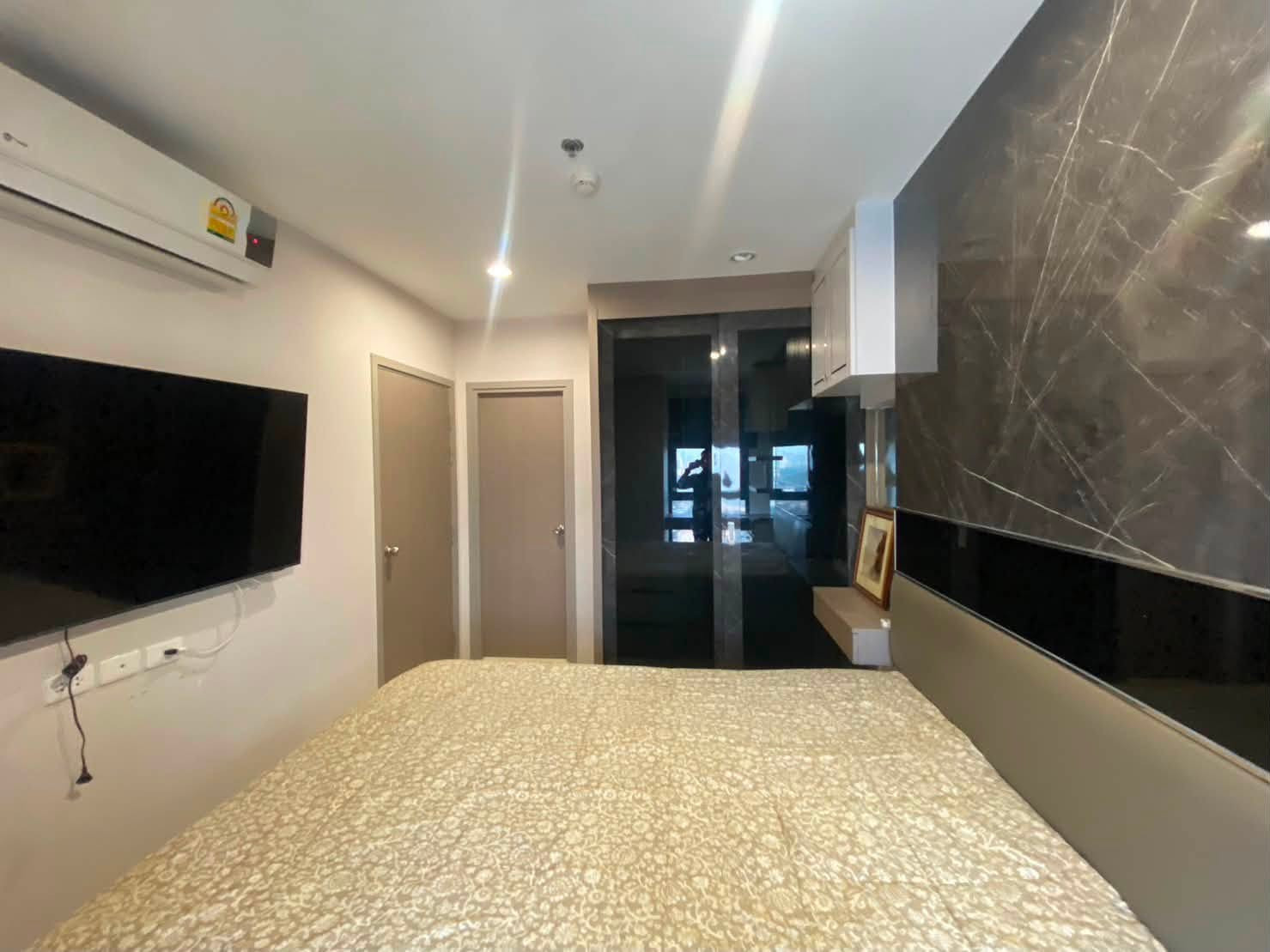 H260229 Ideo Mobi Wongsawang Interchange, 30 sqm unblocked view, 1 bed fully furnished, 10k/month
