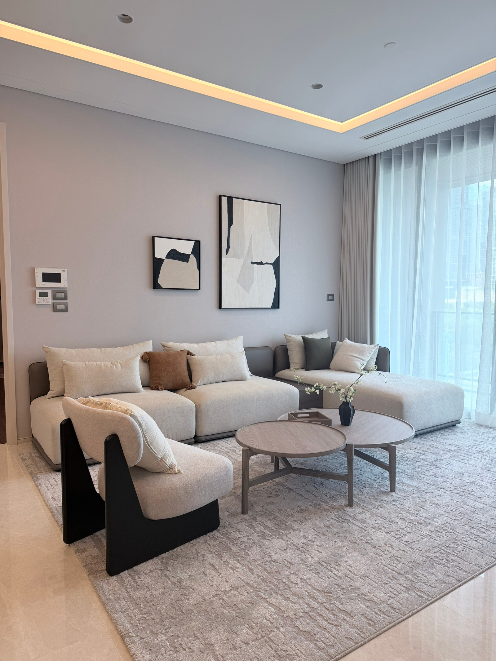 คอนโด The Residences at Sindhorn Kempinski แต่งห้องสวย เฟอร์นิเจอร์ครบ คอนโด The Residences at Sindhorn Kempinski แต่งห้องสวย เฟอร์นิเจอร์ครบ