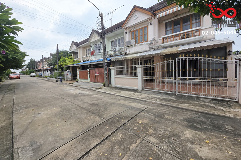ขายทาวน์เฮาส์ 2 ชั้น พระยาสุเรนทร์ 40 หมู่บ้านบุศรินทร์ รามอินทรา 109 หลังริม 27.4 ตร.ว.  – รูปที่ 2