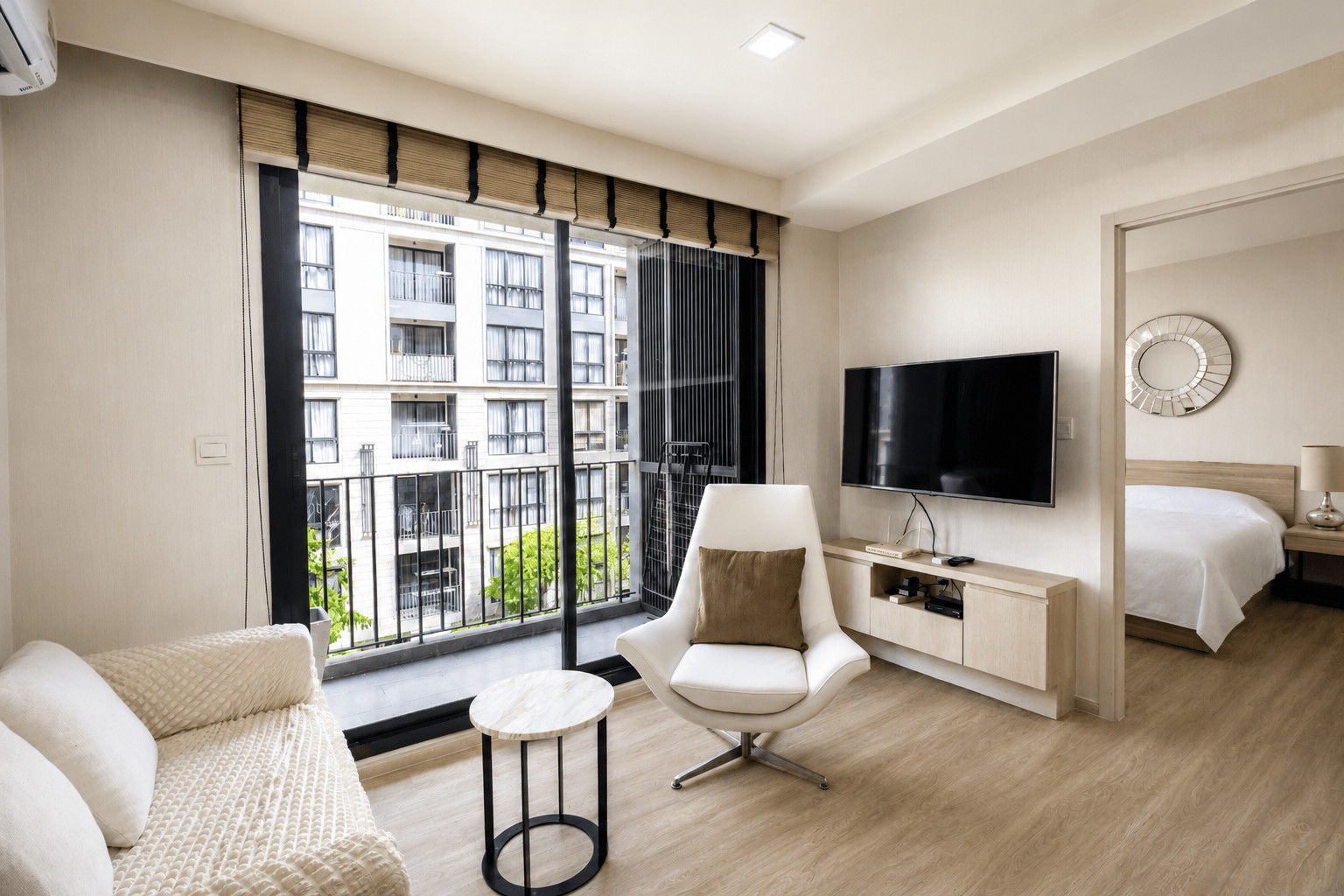 ✨ Hot Deal - 2 Bed Pet Friendly Condo 🐶🐱 near MRT Rama 9 ✨ Hot Deal - 2 Bed Pet Friendly Condo 🐶🐱 near MRT Rama 9