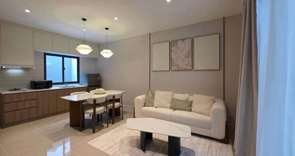 🌟ให้เช่าทาวน์โฮมใหม่ พลีโน่ สุขุมวิท–บางนา 3 บ้านสวย 2 ชั้น 3 ห้องนอน | 2 ห้องน้ำ ตกแต่งสวย เฟอร์นิเจอร์ครบ พร้อมเข้าอยู่💥ค่าเช่า: 38,000 บาท/เดือน – รูปที่ 4