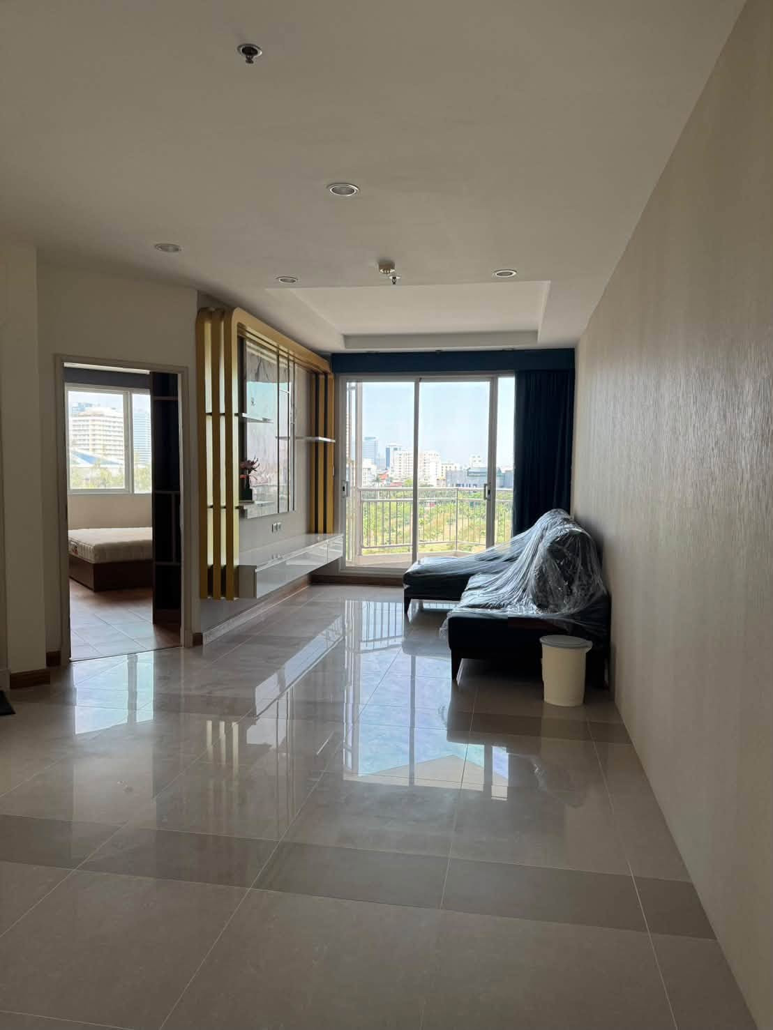 For rent: Supalai Wellington 1, 2 bedroom condo, separated rooms, very good.