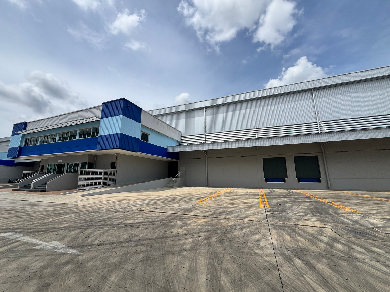 โกดังเก็บสินค้า 2 ชั้น (แหลมฉบัง) ให้เช่า ขนาด 2,078ตร.ม  + พื้นที่ office 199ตร.ม – รูปที่ 3