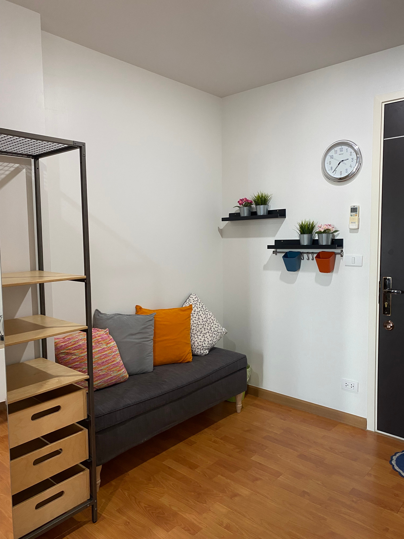 For rent: The President Phase 3 Sathorn-Ratchapruek, beautifully decorated, ready to move in, 150 m. from BTS/MRT Bang Wa.