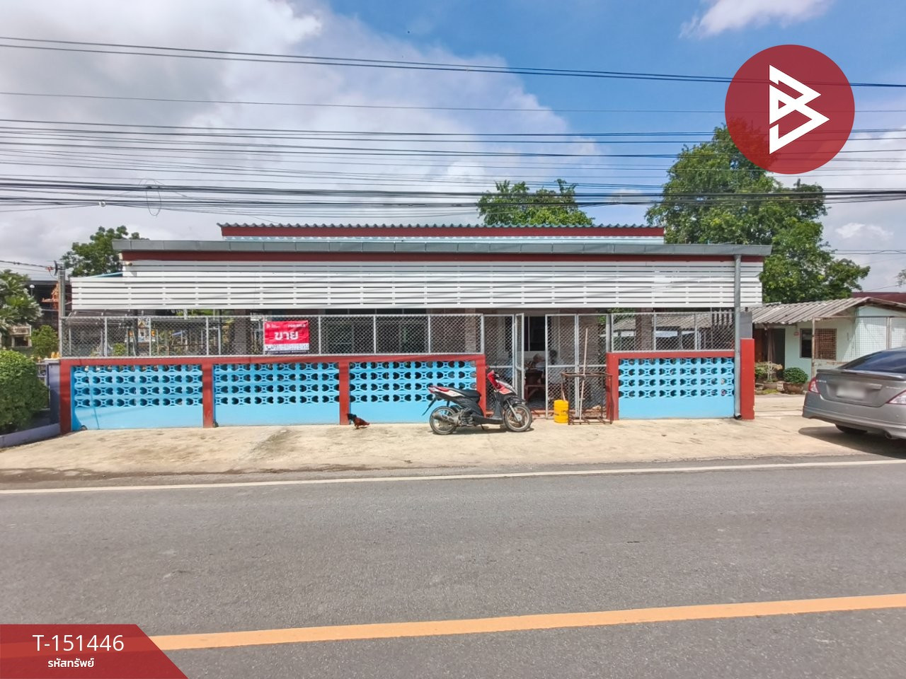 Single house for sale with land, area 1 rai 1 ngan 46 square wah, Berk Phrai Subdistrict, Ratchaburi. Single house for sale with land, area 1 rai 1 ngan 46 square wah, Berk Phrai Subdistrict, Ratchaburi.