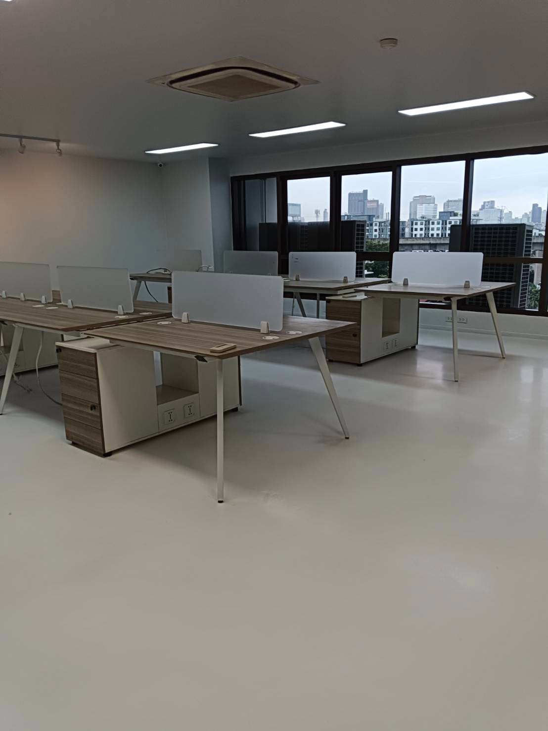 เช่า ออฟฟิศ ธุรกิจ coworking space มีเฟอร์นิเจอร์ เช่า ออฟฟิศ ธุรกิจ coworking space มีเฟอร์นิเจอร์