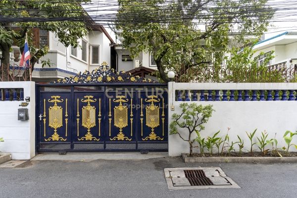 บ้านเดี่ยว 2 ชั้น ให้เช่า ย่านสุทธิสาร-รัชดาภิเษก (ซอยสบายใจ) 4 นอน จอดรถ 2 คัน ทำเลดีเชื่อมต่อ CBD No.50-HH-69034