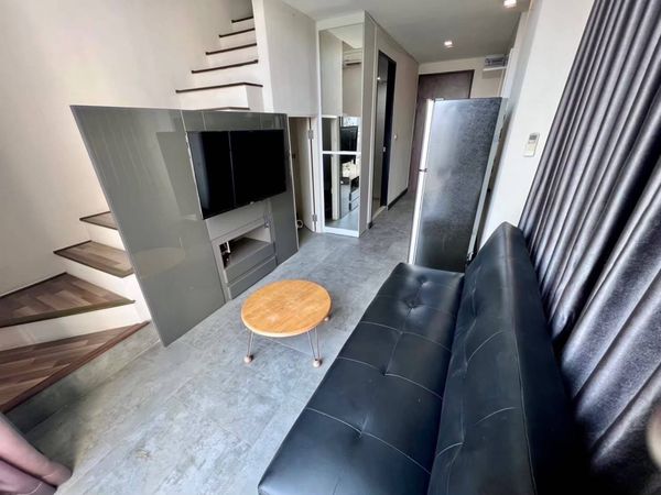 Rare corner unit !!Unit for SALE at  Beyond Sukhumvit, Duplex room 39.2 Sq.m., Close to express way Bangna 