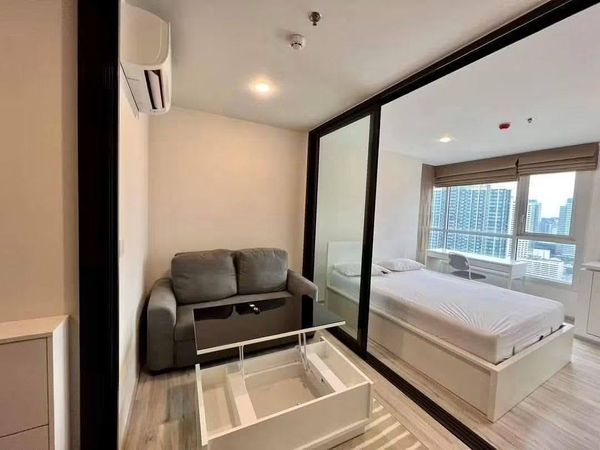 💥 [𝐏-𝟏𝟎𝟑𝟐𝟕] FOR RENT : XT Huaykwang Nice Room, Great View! Near MRT Huai Khwang 𝟏𝟕,𝟗𝟗𝟗 THB/m. | Line ID @easycondoplus | 099-229-6397