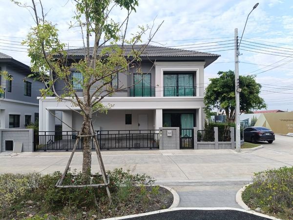 M1813 ให้เช่า บ้านเดี่ยว 2 ชั้น บริทาเนีย บางนา - ศรีวารี