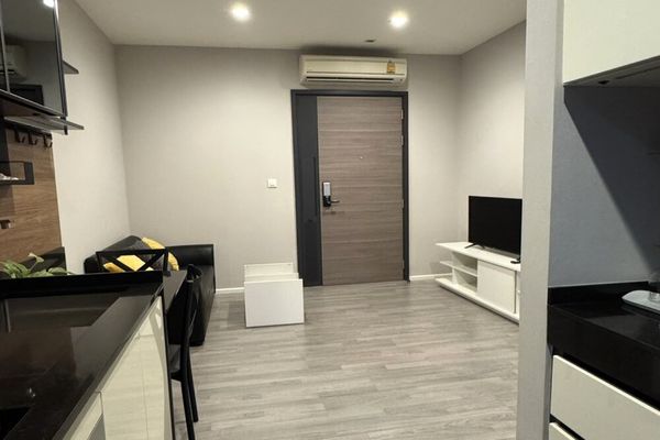 🔥 For Rent !!🔥 The Room Sathorn - St.Louis, 1 bedroom, 1 bathroom, high floor 17++, Kitchen closed !! Code C20221202368 furnished, ready to move in📣📣 