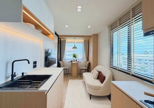 Thanthip Garden Place 2, Corner Unit, Fully Furnished, Behind Chiang Mai University, only 200 m away