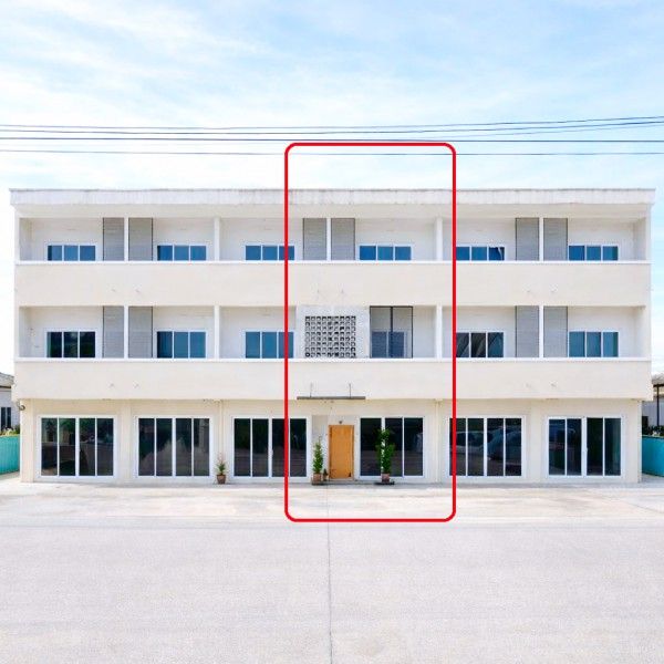SaiMai-Phloenshin Townhome for Rent: 3-story 2 bedrooms, near Wongsakorn Market (400m), 3bathrooms, Big C Sukhaphiban 5 (500m), Or Ngern