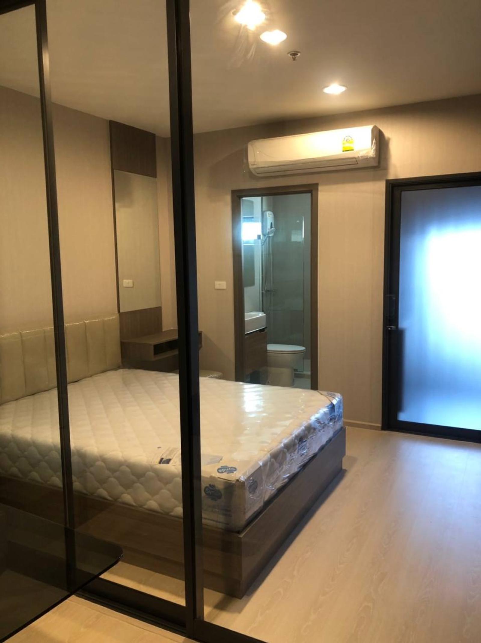 Ideo Thaphra Interchange【𝐒𝐄𝐋𝐋】The room is well-proportioned, providing ample space for relaxation and various uses, along with amenities within the project. Contact Line ID: @hacondo Ideo Thaphra Interchange【𝐒𝐄𝐋𝐋】The room is well-proportioned, providing ample space for relaxation and various uses, along with amenities within the project. Contact Line ID: @hacondo