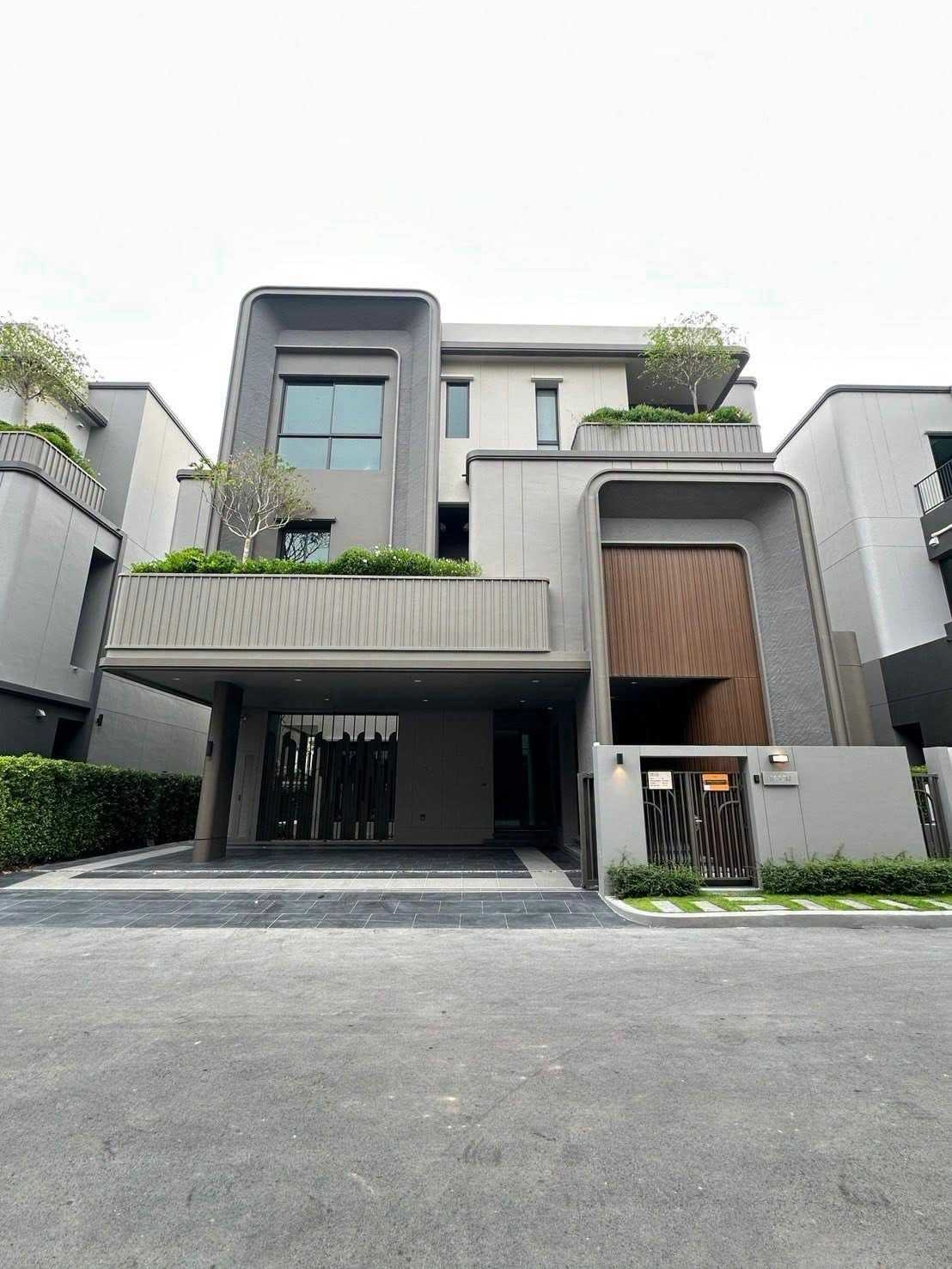 GRAND BANGKOK BOULEVARD DON MUEANG – CHAENG WATTHANA GRAND BANGKOK BOULEVARD DON MUEANG – CHAENG WATTHANA
