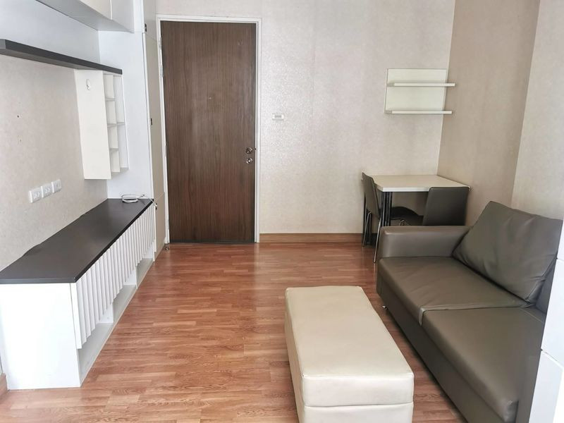 ให้เช่า สตูดิโอ ตึก D พร้อมอยู่ Rent Studio Type - Ready to move in !