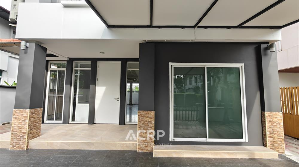 Bangkok Villa for Rent – Pradit Manutham Bangkok Villa for Rent – Pradit Manutham