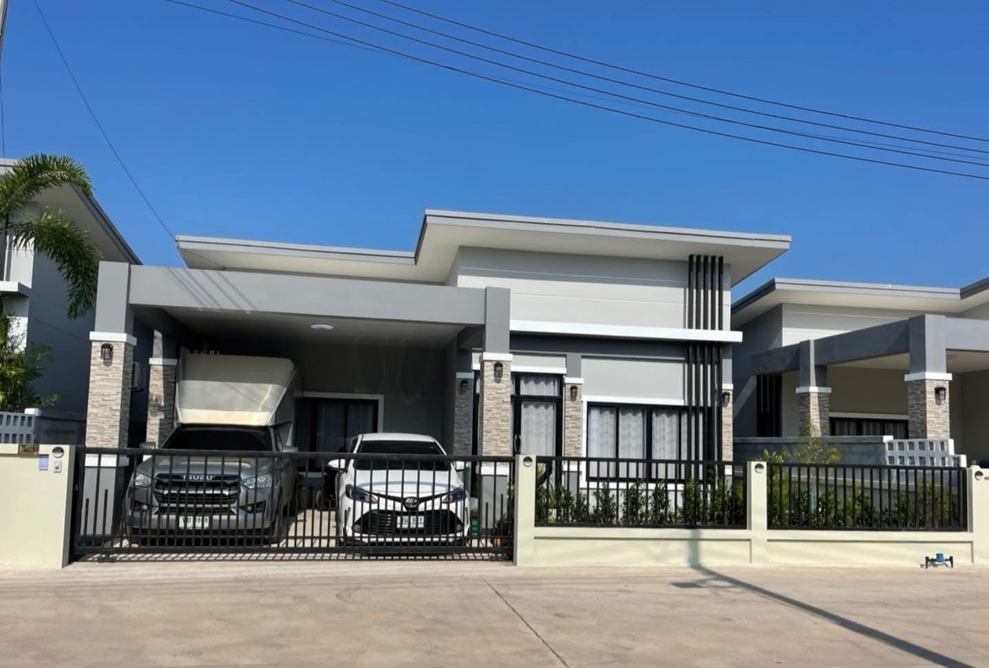 Single-storey detached house for sale, Thanasiri Villa, Krabi, new house, good location, close to Phetkasem Road, only 100 meters. Single-storey detached house for sale, Thanasiri Villa, Krabi, new house, good location, close to Phetkasem Road, only 100 meters.