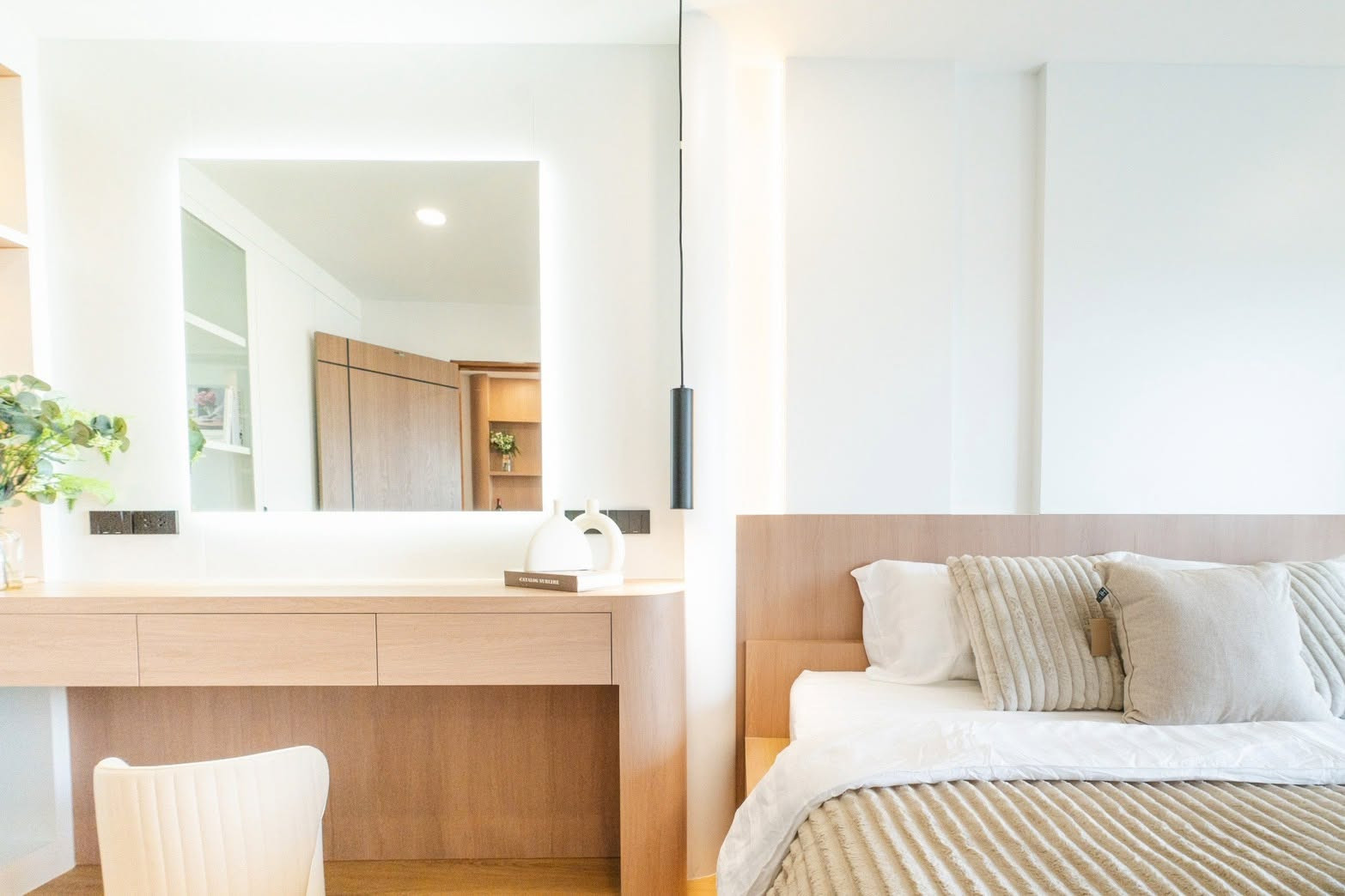 ชมดอยคอนโด (ตึกกลม) ห้องรีโนเวทใหม่ทั้งห้อง กว้าง เป็นสัดส่วน วิวดอยและเมือง พร้อมเฟอร์นิเจอร์ครบ ใกล้ มช., นิมมาน  – รูปที่ 3